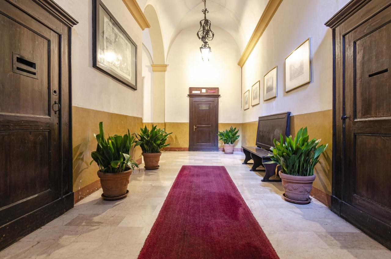 Studio Nel Cuore Della Citta' By Wonderful Italy Болоня Екстериор снимка