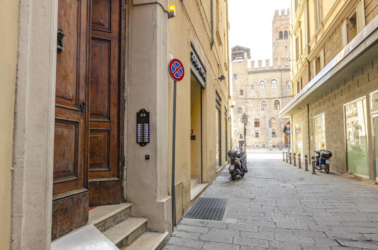 Studio Nel Cuore Della Citta' By Wonderful Italy Болоня Екстериор снимка